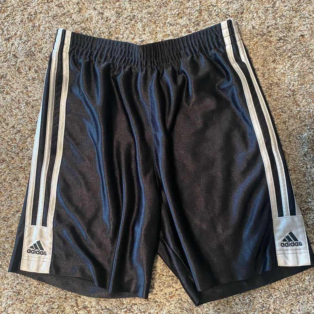 Boys Adidas shorts size M